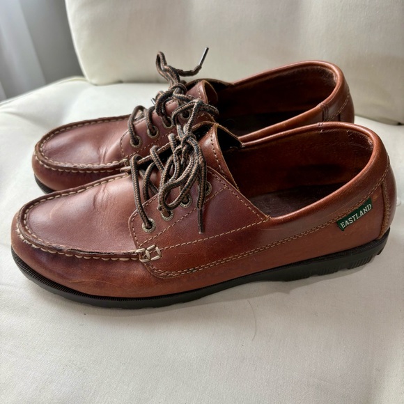 Eastland Women’s Tan Leather Loafer - Picture 2 of 9